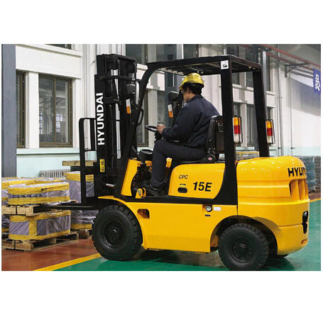 現(xiàn)代柴油叉車(chē)系列1.5-1.8噸